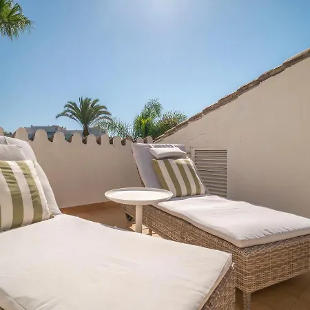 Sanders Beach - Stunning Near Puerto Banus *