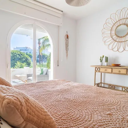 Villa Sanders Beach - Stunning Near Puerto Banus *